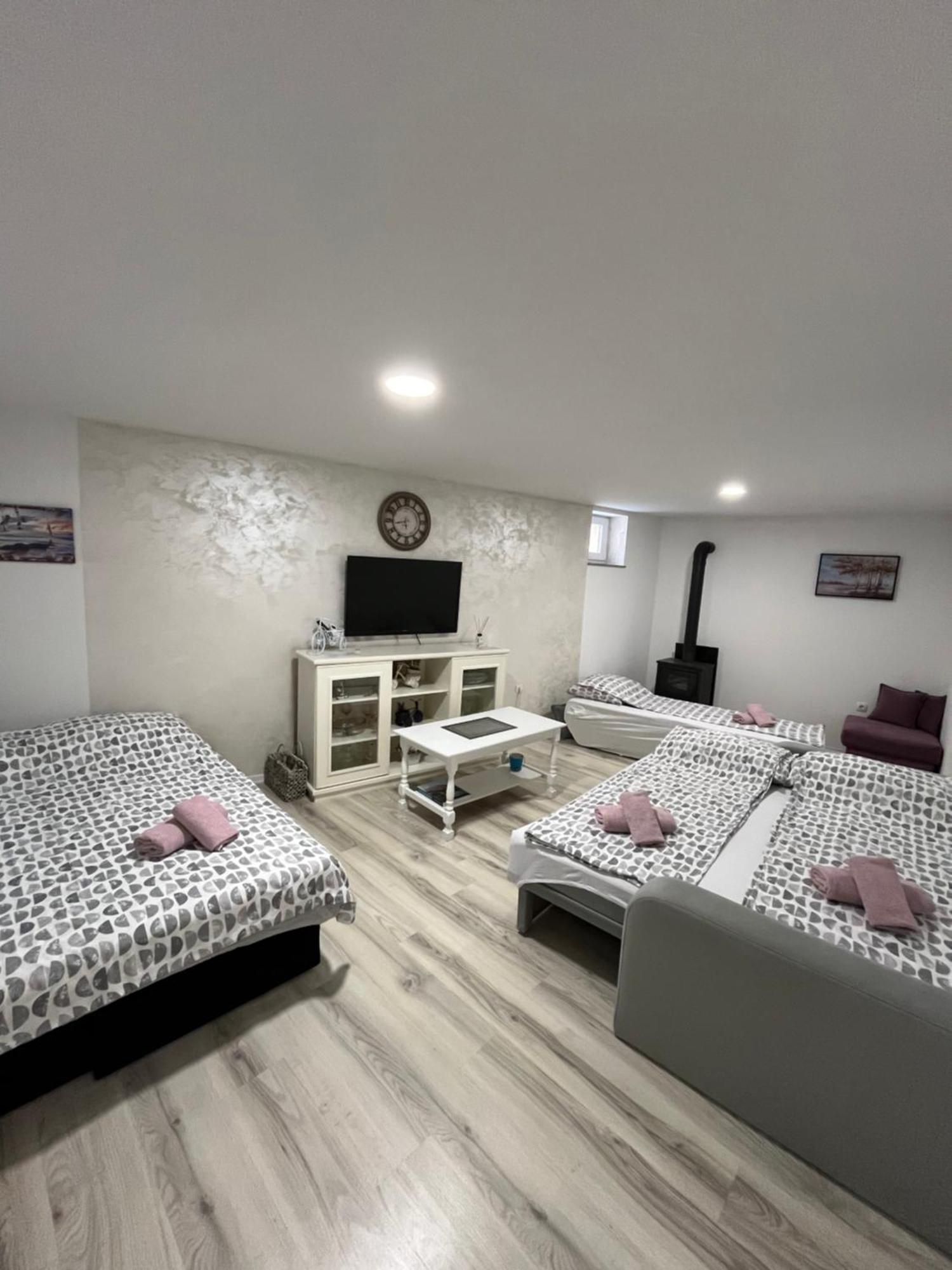 Apartman Nermin Mostar Exterior foto